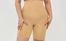 Carregar imagem no visualizador da galeria, short modelador alta compressão, Short modelador bege para redução de medidas, Modelador bege que afina cintura na hora, Short modelador bege que reduz medidas,
Lingerie bege modeladora instantânea, Shapewear bege para reduzir medidas, Modelador bege que valoriza curvas
