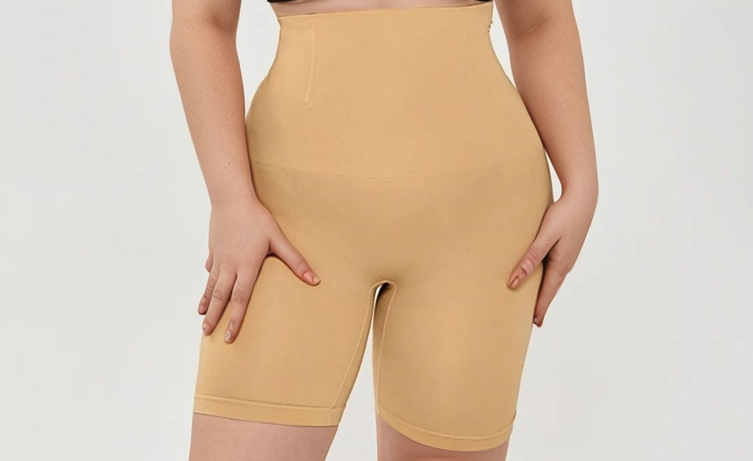 short modelador alta compressão, Short modelador bege para redução de medidas, Modelador bege que afina cintura na hora, Short modelador bege que reduz medidas,
Lingerie bege modeladora instantânea, Shapewear bege para reduzir medidas, Modelador bege que valoriza curvas